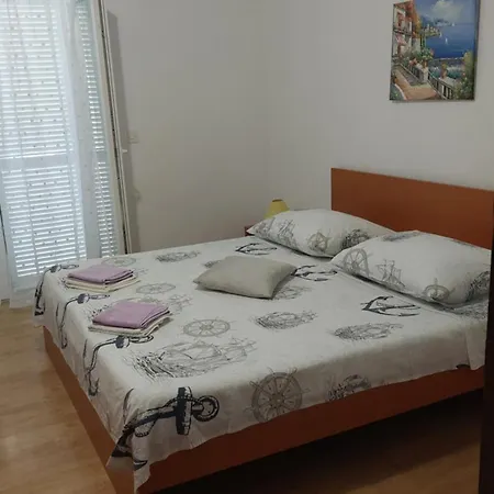 Iva Apartment *